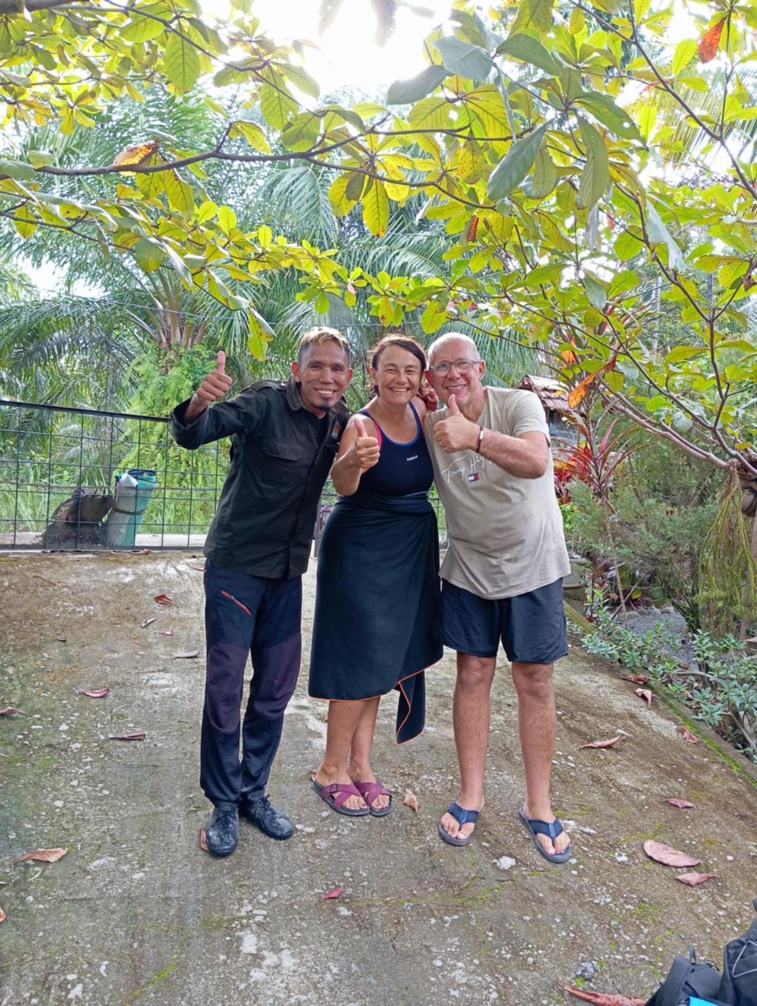 Magpie Homestay & Jungle Trekking Only For Guest Trekking With Us Bukit Lawang Ngoại thất bức ảnh