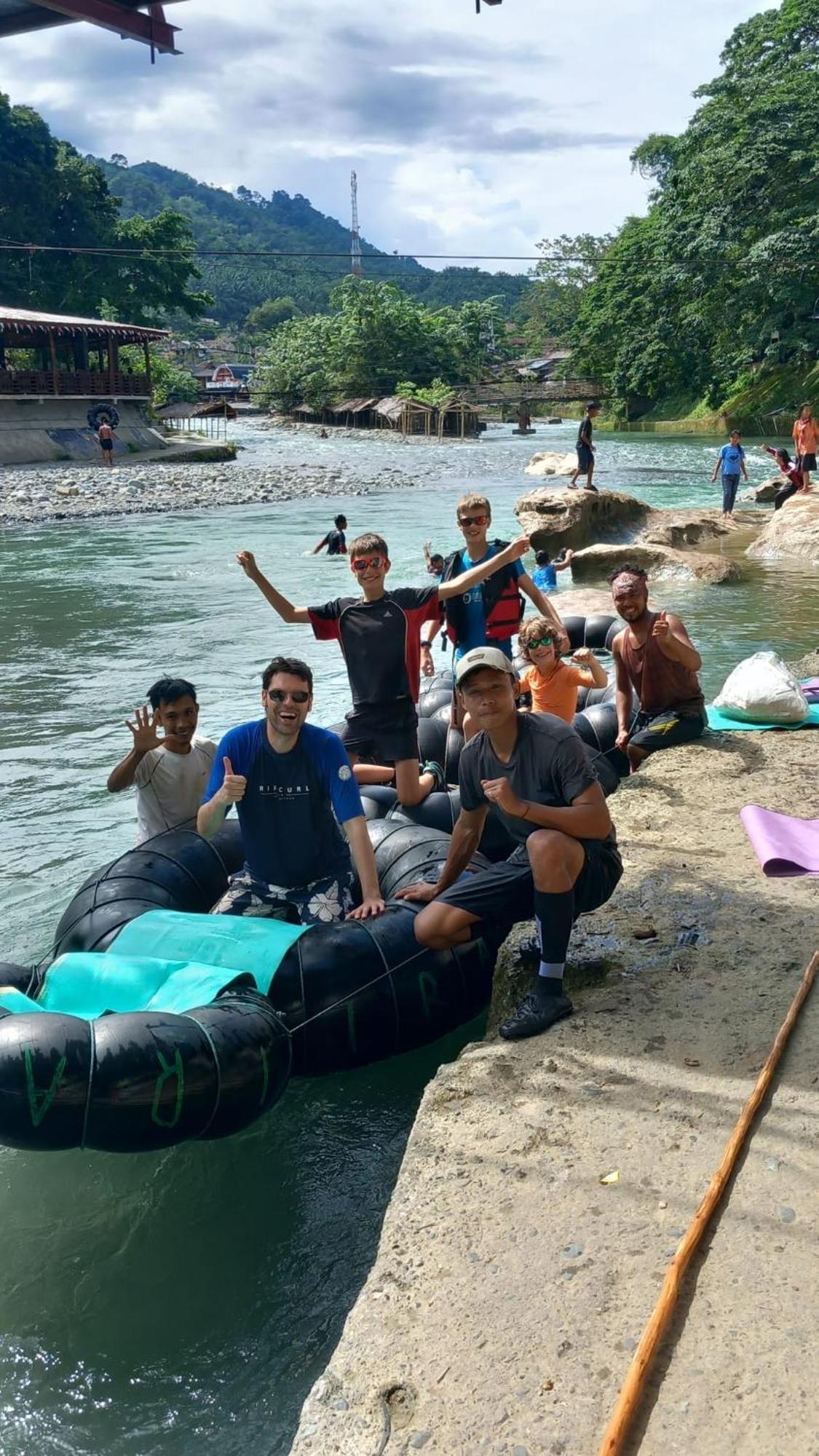 Magpie Homestay & Jungle Trekking Only For Guest Trekking With Us Bukit Lawang Ngoại thất bức ảnh